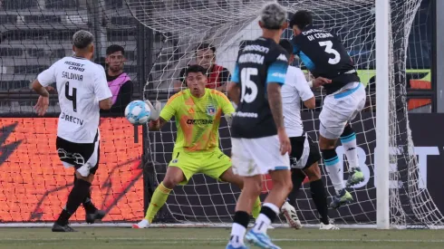 Racing aplastó a Colo Colo en un amistoso del verano de este año.