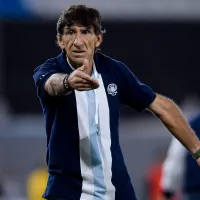 Prensa argentina explica la polémica decisión de Gustavo Costas en Racing vs Colo Colo: “Pieza…”
