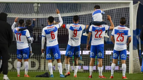 Los jugadores de la UC celebrando la victoria ante Limache.