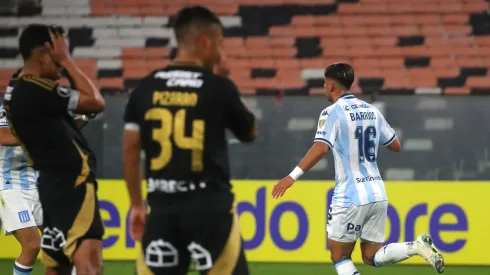 Colo Colo se enreda feo en la Copa Libertadores al empatar ante Racing Club en el Monumental.