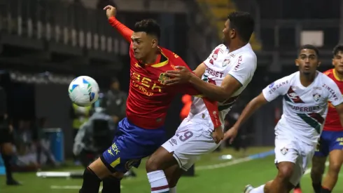 Unión Española enfrentó a un Fluminense que vino con equipo B.