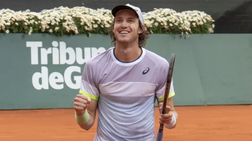 Nicolás Jarry se corona en el Ginebra Open 2023.