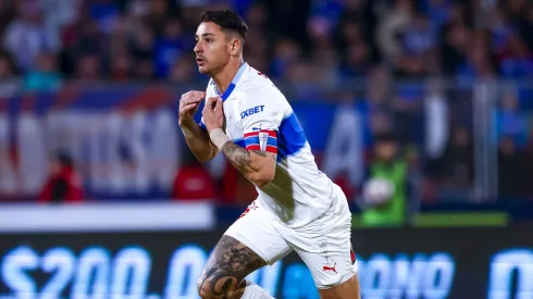 Fernando Zampedri puede agigantar su leyenda en la Católica en este Clásico Universitario.