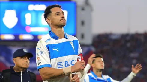 Universidad Católica tomó una medida que generó indignación en los hinchas tras caer con la U.