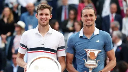 Nicolás Jarry y Alexander Zverev en la final del Masters de Roma 2024.