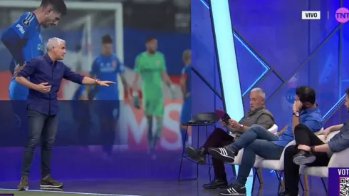 Pelea en TNT Sports: Manuel de Tezanos, Johnny Herrera y Juvenal Olmos