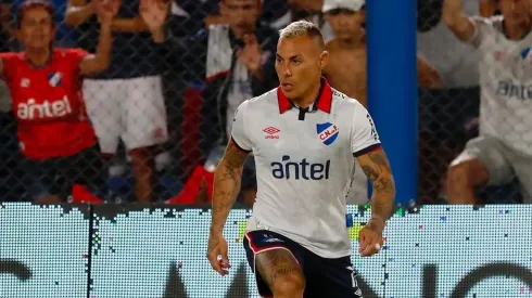 Vargas no se afianza en Nacional pero sus compañeros lo respaldan y esperan que sea titular