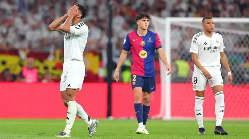 Barcelona y Real Madrid juegan por el título de LaLiga 2024-25.