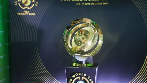 3B9FX3G SAO PAULO, SP – 09.05.2025: TOUR TROFEU DO MUNDIAL DE CLUBES – The FIFA Club World Cup Trophy is on display in the Palmeiras Trophy Room at Allianz Parque on Friday afternoon (09). (Photo: Yuri Murakami/Fotoarena/Sipa USA) Credit: Sipa US/Alamy Live News