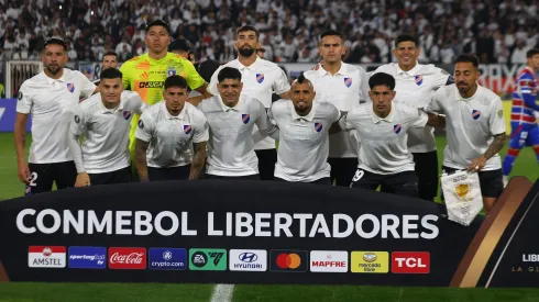 Colo Colo está a la espera de lo que hagan Bucaramanga y Fortaleza este martes en Copa Libertadores.