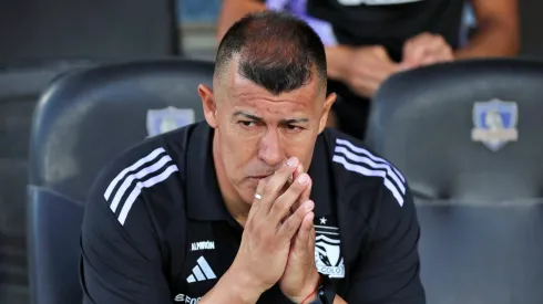 Almirón podría estar viviendo sus últimas horas como DT de Colo Colo.