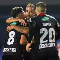Palestino se llena de energía con linda visita previo a Cruzeiro por Copa Sudamericana