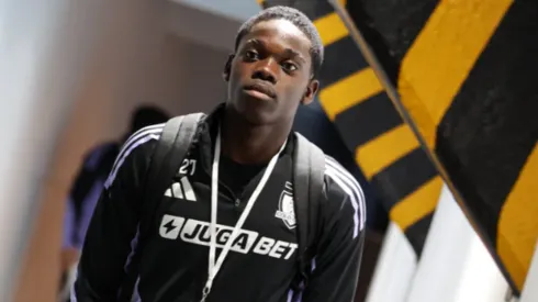 Manley Clerveaux quedó fuera del banco de suplentes de Colo Colo vs Racing.