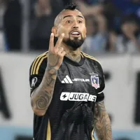 “Tiene dos neuronas”: Pollo Véliz no se guardó nada y fusiló a Arturo Vidal por crisis alba