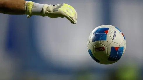 El fútbol chileno vive una nueva resta de puntos.