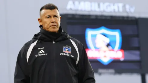 Jorge Almirón tiene las horas contadas en Colo Colo.