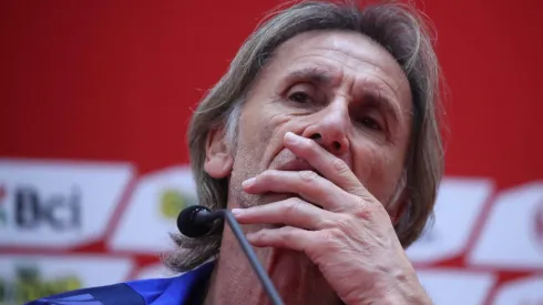 Ricardo Gareca suma otra polémica más en la banca de Chile.