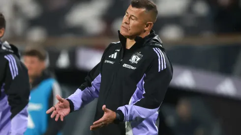 Jorge Almirón pronto estará fuera de Colo Colo.