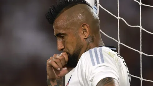 Desde la derrota con Racing que en Colo Colo piden quedarse callados ante los constantes dichos de Arturo Vidal.