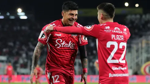 El festejo de gol de Ñublense en el Estadio Monumental, en la fecha 11 de la liga chilena.