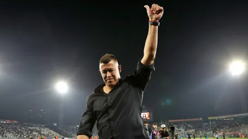 Almirón dejó en claro que vive sus últimas horas como DT de Colo Colo.