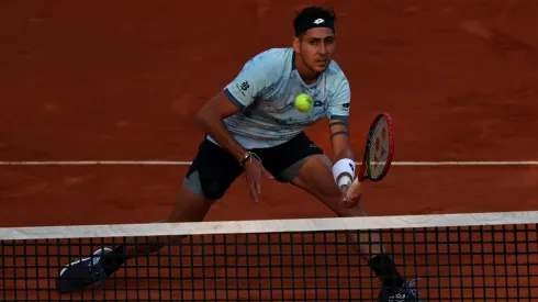 Alejandro Tabilo se estrenó en Roland Garros.