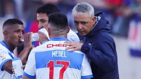 Tiago Nunes se fue de Católica y los hinchas le reclamaron a Tagle la tardía reacción