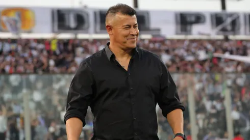 Jorge Almirón sigue sin pescar las ofertas para salir de Colo Colo.