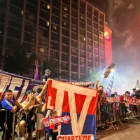Miles de personas: masivo hotelazo de U de Chile en Brasil por la Copa Libertadores