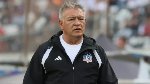 Claudio Borghi fue el DT de los albos en el duelo amistoso de leyendas ante River Plate.