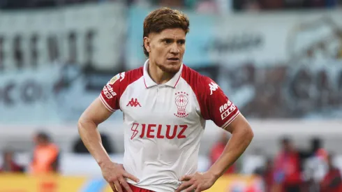 Leo Gil fue protagonista de un bizarro momento en la final del fútbol argentino.