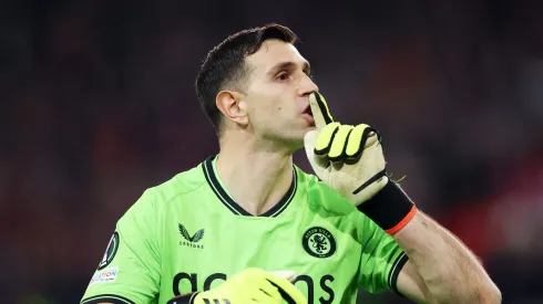 Dibu Martínez es pretendido por Manchester United