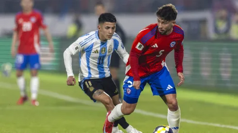 Ricardo Gareca intenta explicar el "rol" de Felipe Loyola como lateral.