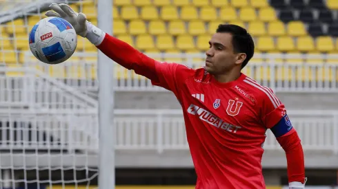 U. de Chile define su formación contra Curicó