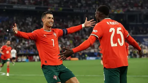Portugal vs España se enfrentan por la UEFA Nations League.