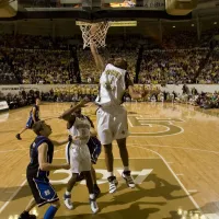 La historia más trágica de la NBA: Como una discusión entre compañeros desató una desgracia