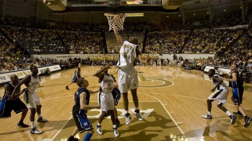 La trágica historia de estrella del basquetbol.