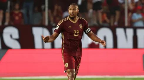Salomón Rondón en la victoria de Venezuela sobre Bolivia en las Eliminatorias de CONMEBOL.