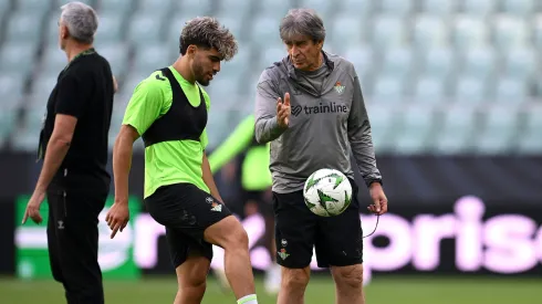 En España, pero particularmente en Andalucía, reaccionan al "clamor popular" para que Manuel Pellegrini asuma en La Roja.