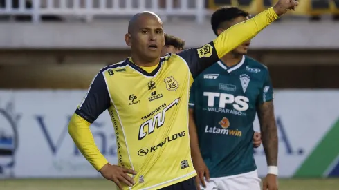 Humberto Suazo entrega una preocupante noticia en San Luis.