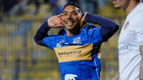 Everton y Deportes Iquique necesitan tres puntos para escapar del fondo de la tabla de posiciones de la liga chilena.