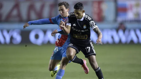 Un exColo Colo que milita en el fútbol peruano lo pasó mal durante un partido.