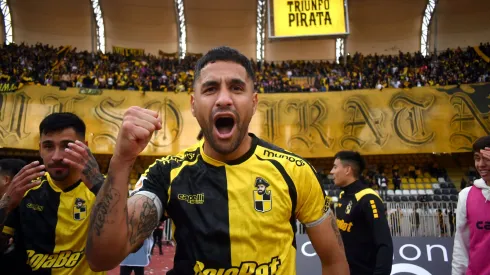 Manuel Fernández anotó el gol del triunfo de los Piratas ante U de Chile