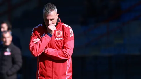 Gustavo Álvarez piensa en fórmulas para ganr con U. de Chile.