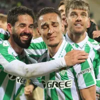 Sufre Manuel Pellegrini y Betis: Manchester United se pone rojo por culpa de Antony