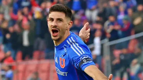 Lucas Di Yorio inició el camino del triunfo para la U en el Estadio Nacional.