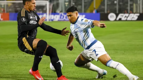 Maxi Salas fue titular ante Colo Colo y enfrentó al cuestionado Alan Saldivia.