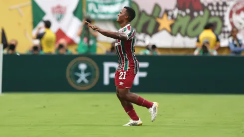 Jhon Arias marcó un golazo de tiro libre en la victoria de Fluminense sobre Ulsan Hyundai.