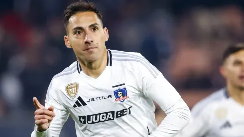 Javier Correa enciende rumores de una salida de Colo Colo.