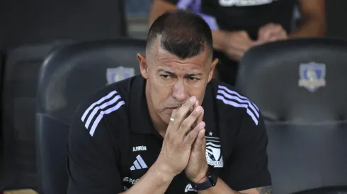 Una gloria de Colo Colo se puso al lado de Jorge Almirón para respaldar una polémica medida tomada.